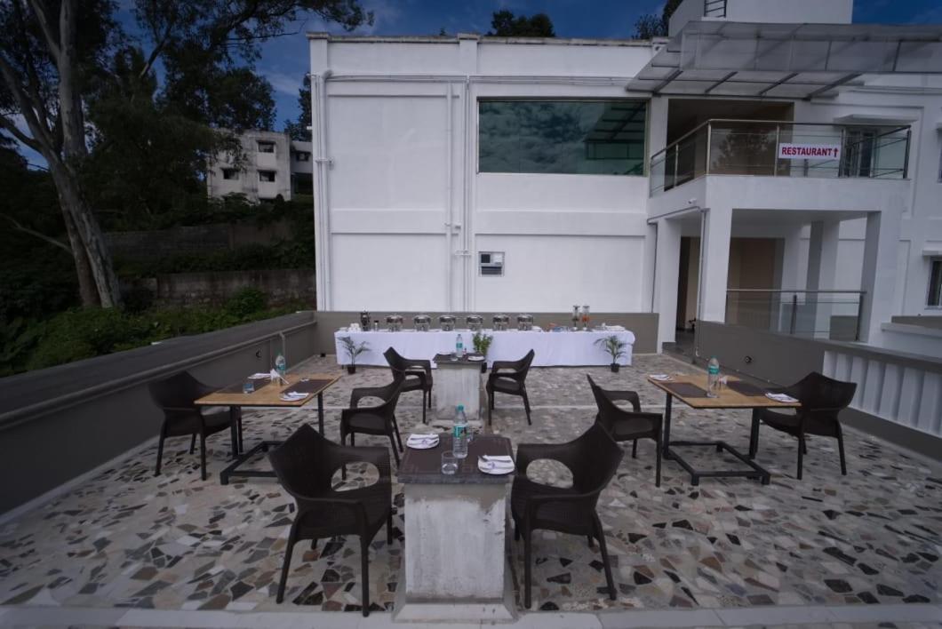 Hotel Peppers Yercaud Buitenkant foto