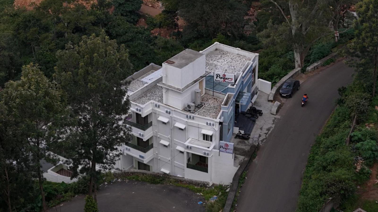 Hotel Peppers Yercaud Buitenkant foto