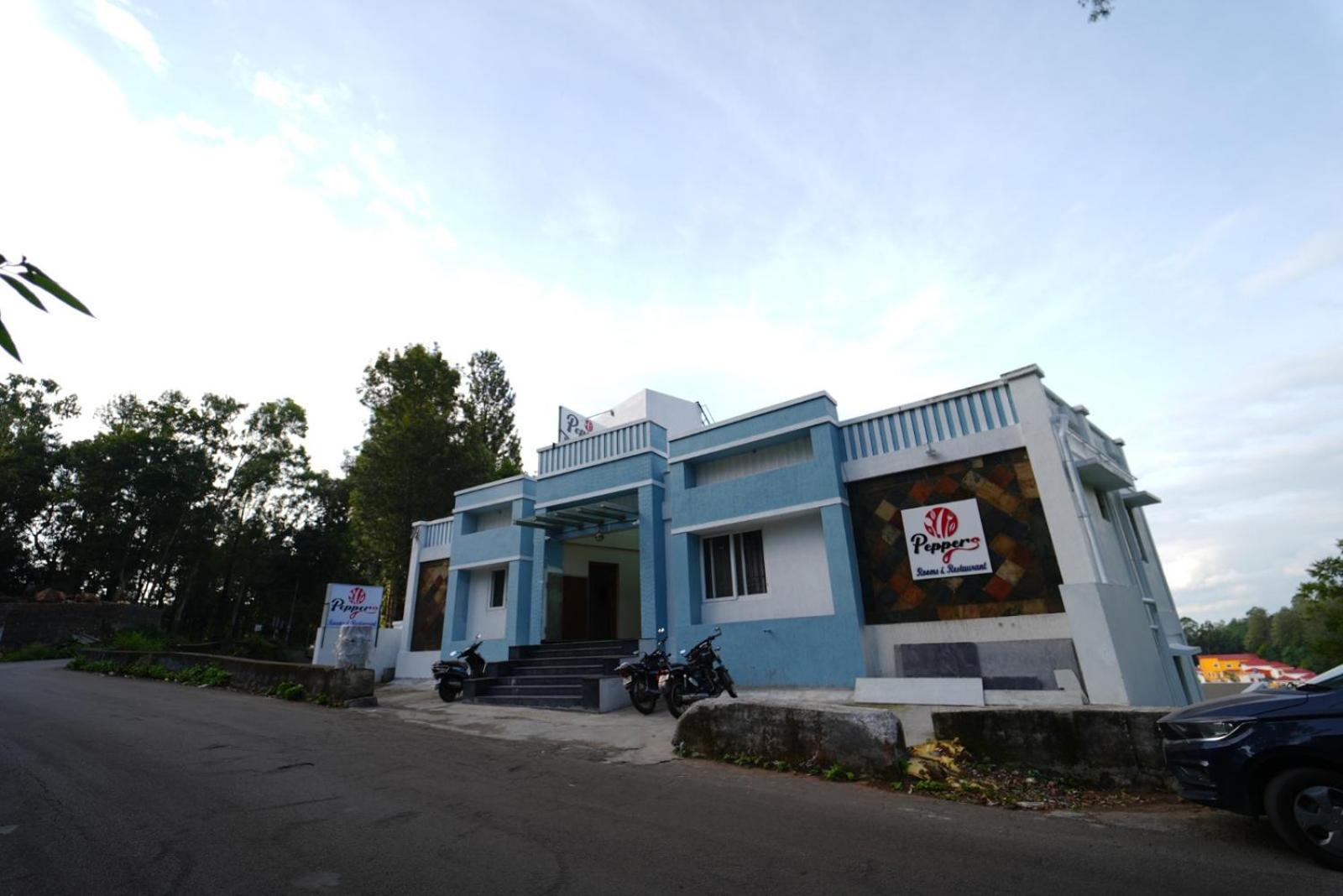 Hotel Peppers Yercaud Buitenkant foto