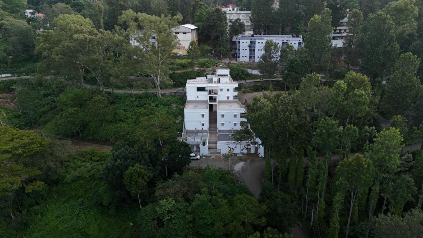 Hotel Peppers Yercaud Buitenkant foto